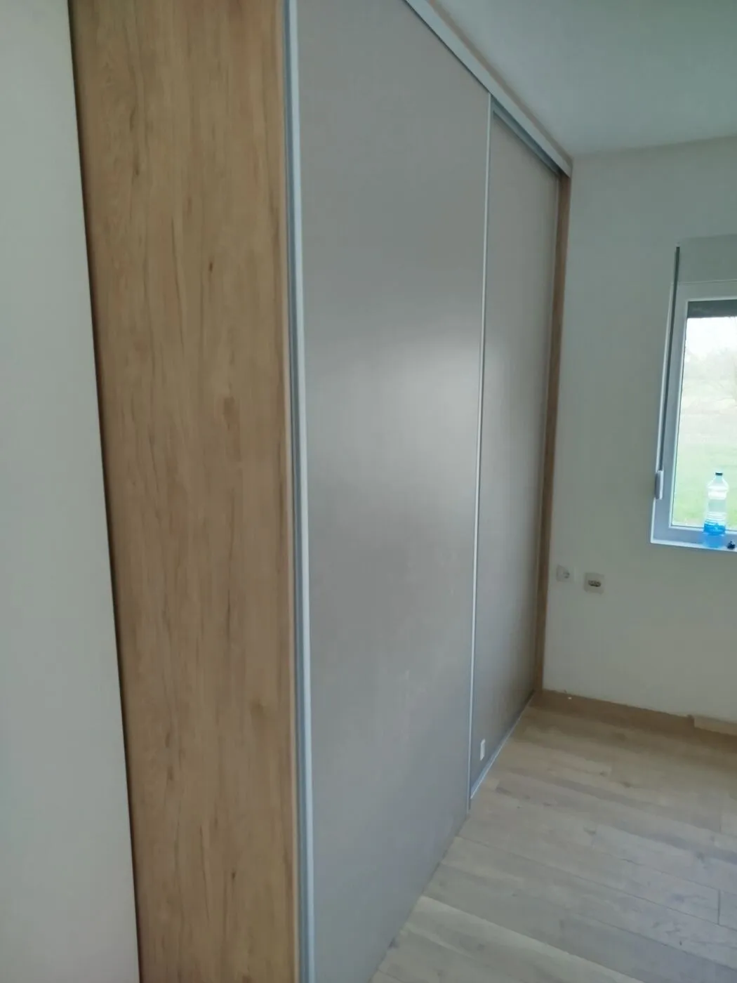 Američki plakar po meri