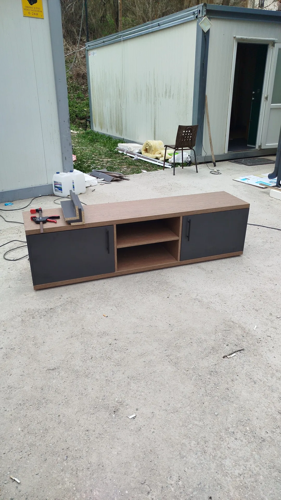TV komoda po meri